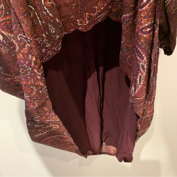 🔥2/$10🔥 F21 Burgundy Paisley 3/4 Length Sleeve Mini Dress - Picture 5 of 7